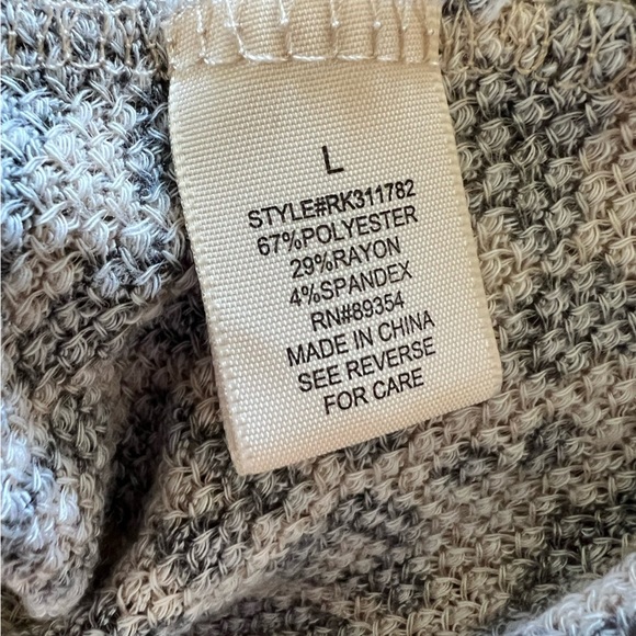 No Comment Large Ribbed Thermal Leopard Print Long Sleeve Button Tie Front Shirt - Picture 7 of 8